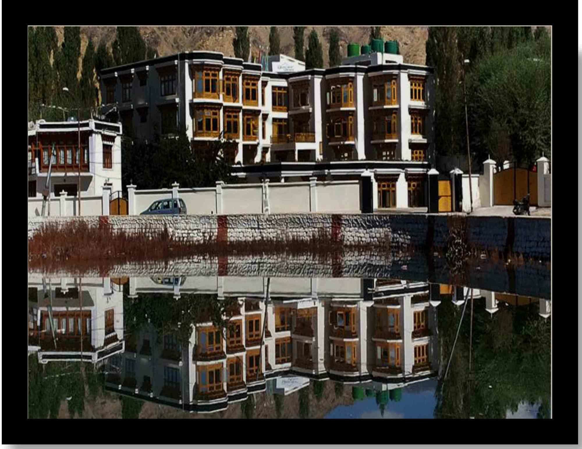 Hotel New Glacier View Leh Exterior photo
